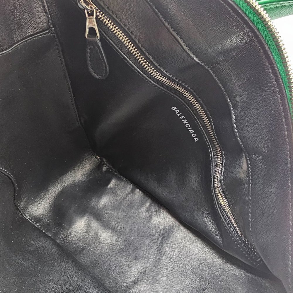 Balenciaga Triangle Leather Bag Green with 2 straps - Picture 5 of 7